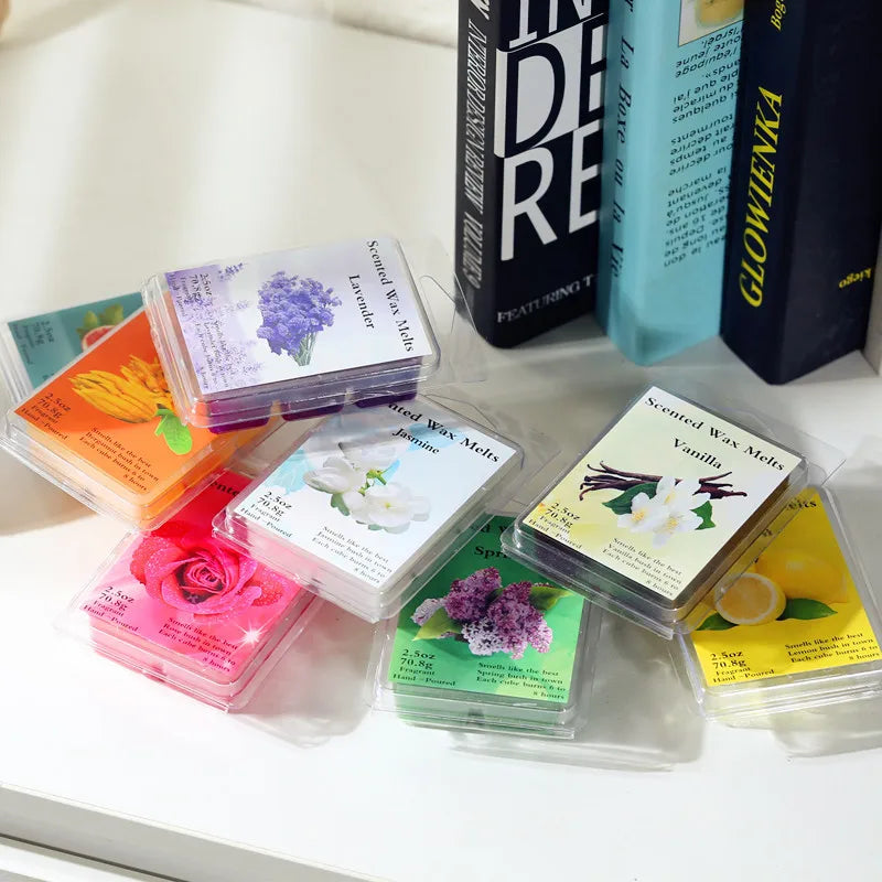 Soy wax candles | Hand-poured cubes | Scented gift box