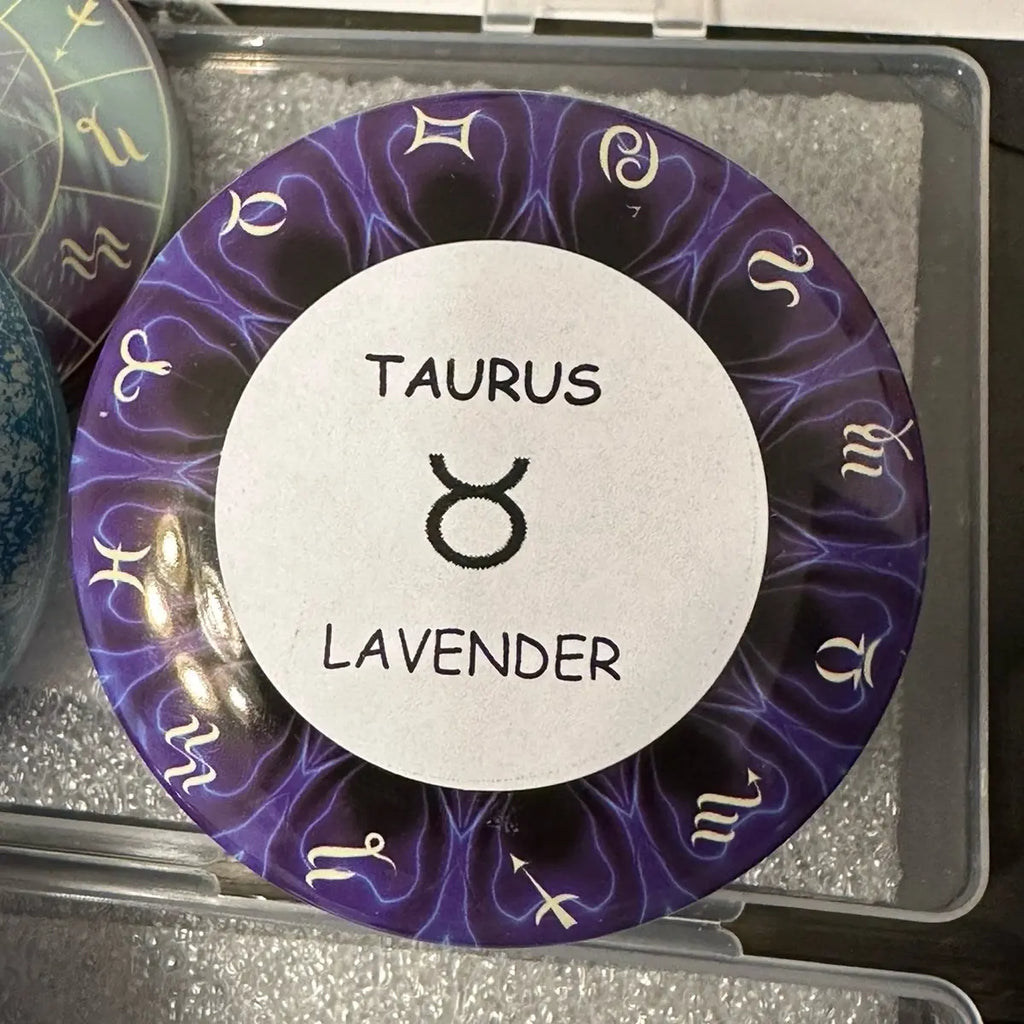 Zodiac scented candle | Soy wax, cotton wick | choose your sign