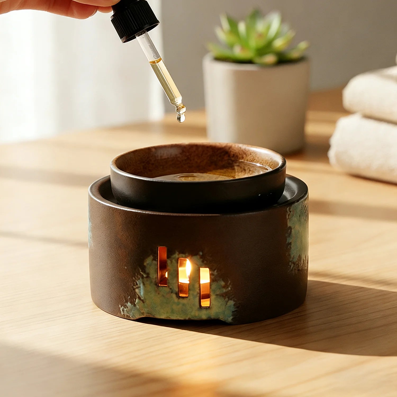 Ceramic wax melt and oil warmer | Candle-heated, removable dish | Brown and teal